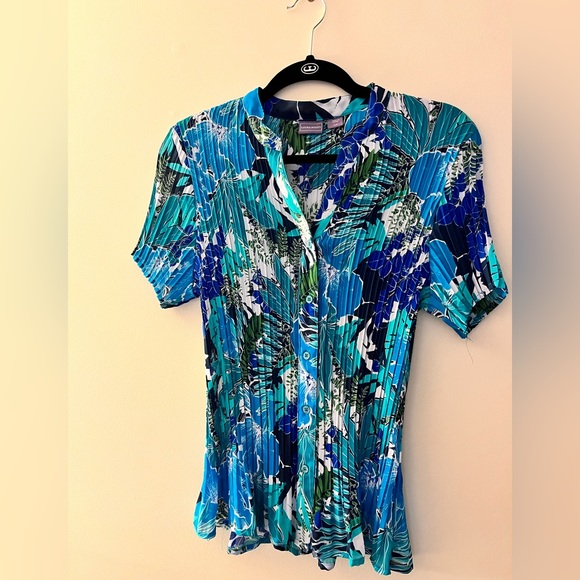 Short Sleeve Button Down Stretch Shirt - Picture 1 of 2